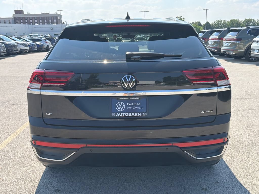 Certified 2023 Volkswagen Atlas Cross Sport SE w/ Black Wheel Package AWD/4WD image 5