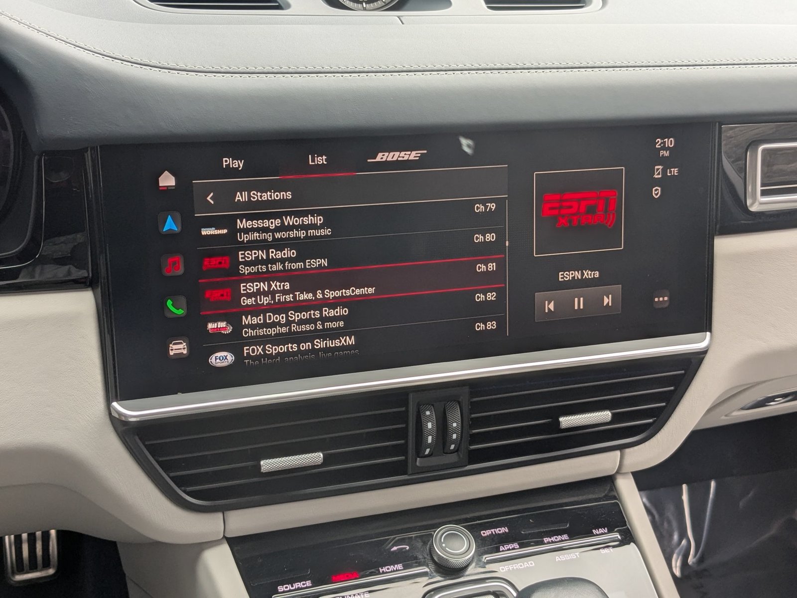 Certified 2023 Porsche Cayenne GTS AWD/4WD image 18