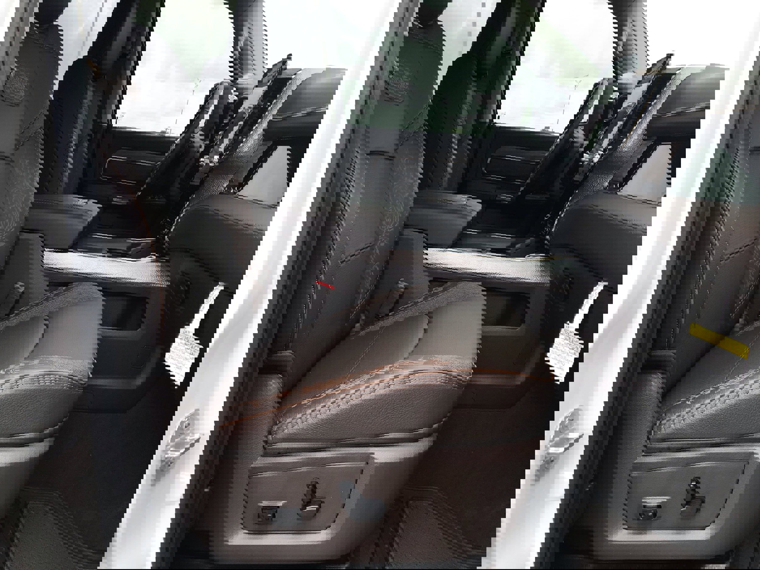 New 2025 RAM 2500 Limited image 15