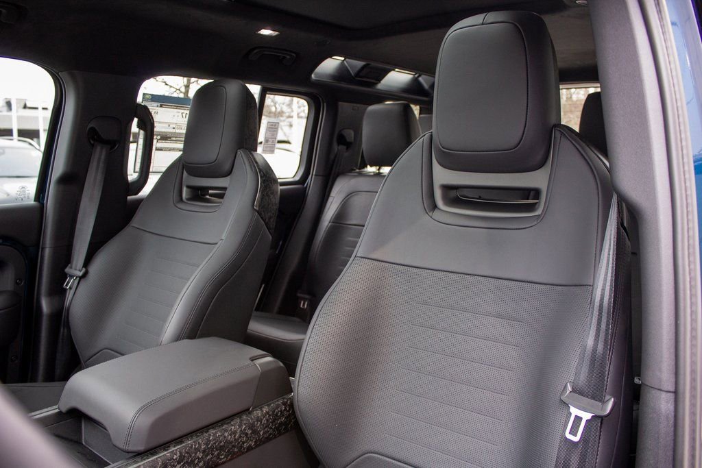 Used 2026 Land Rover Defender 110 image 12