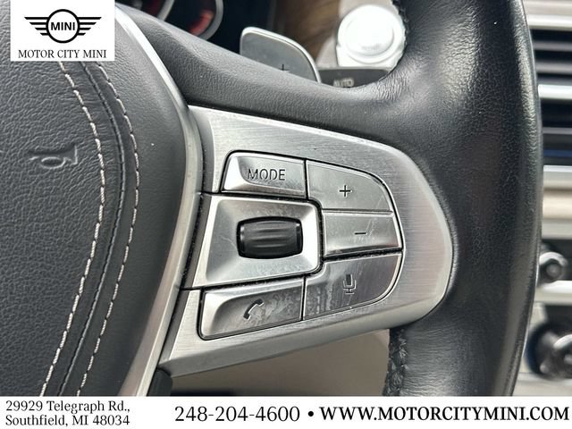 Used 2018 BMW 750i xDrive AWD/4WD image 27