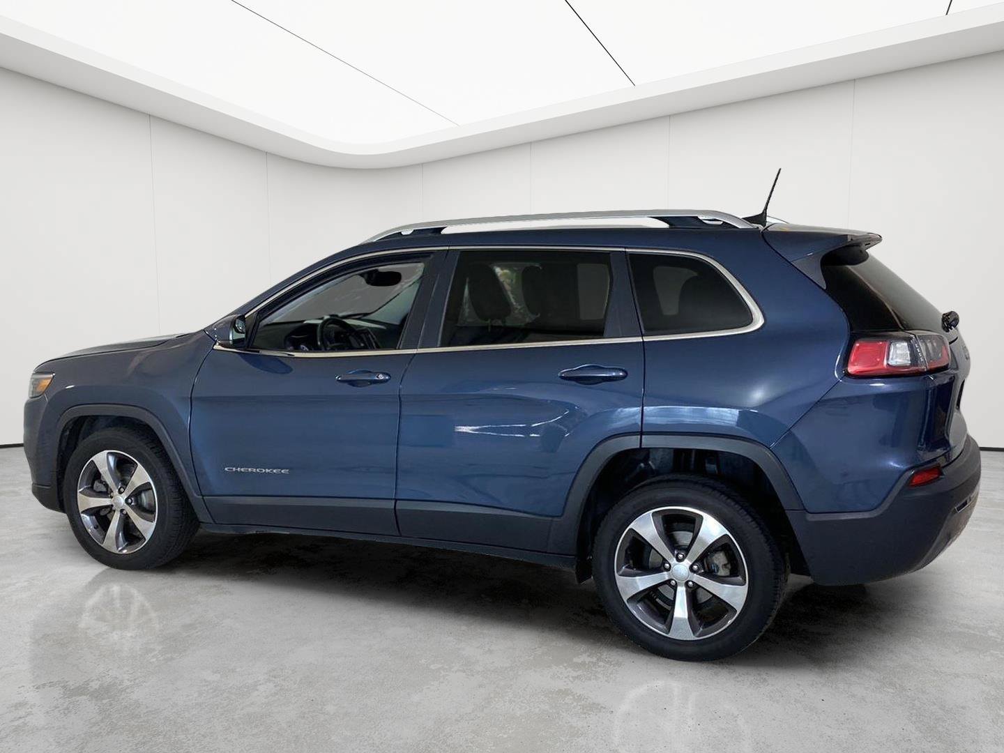 Used 2020 Jeep Cherokee Limited FWD image 7