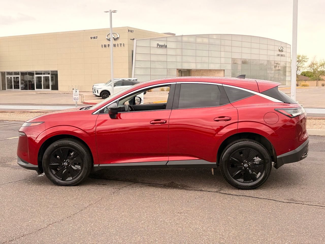 Certified 2025 Nissan Murano SV AWD/4WD image 3