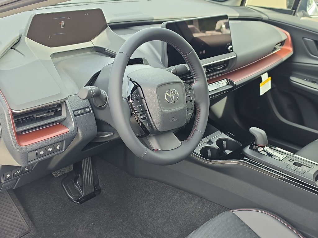 New 2027 Toyota Prius Plug-In Hybrid FWD image 13
