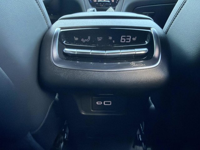 Used 2024 Cadillac XT6 Premium Luxury w/ Technology Package image 25