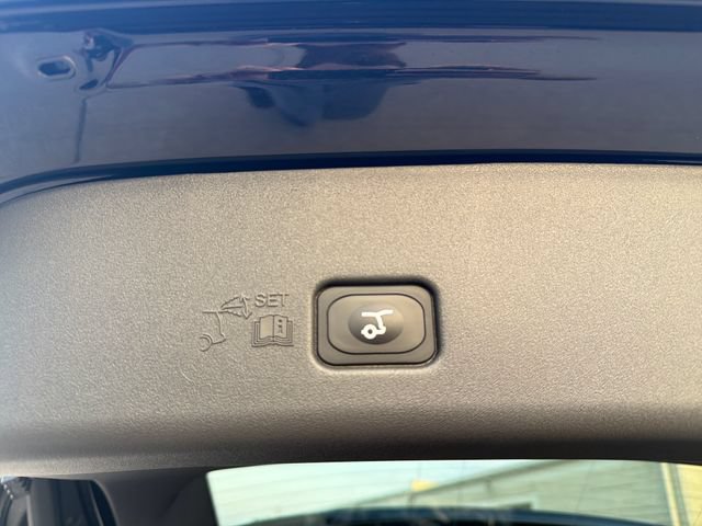 New 2026 Lincoln Nautilus Reserve AWD/4WD image 8