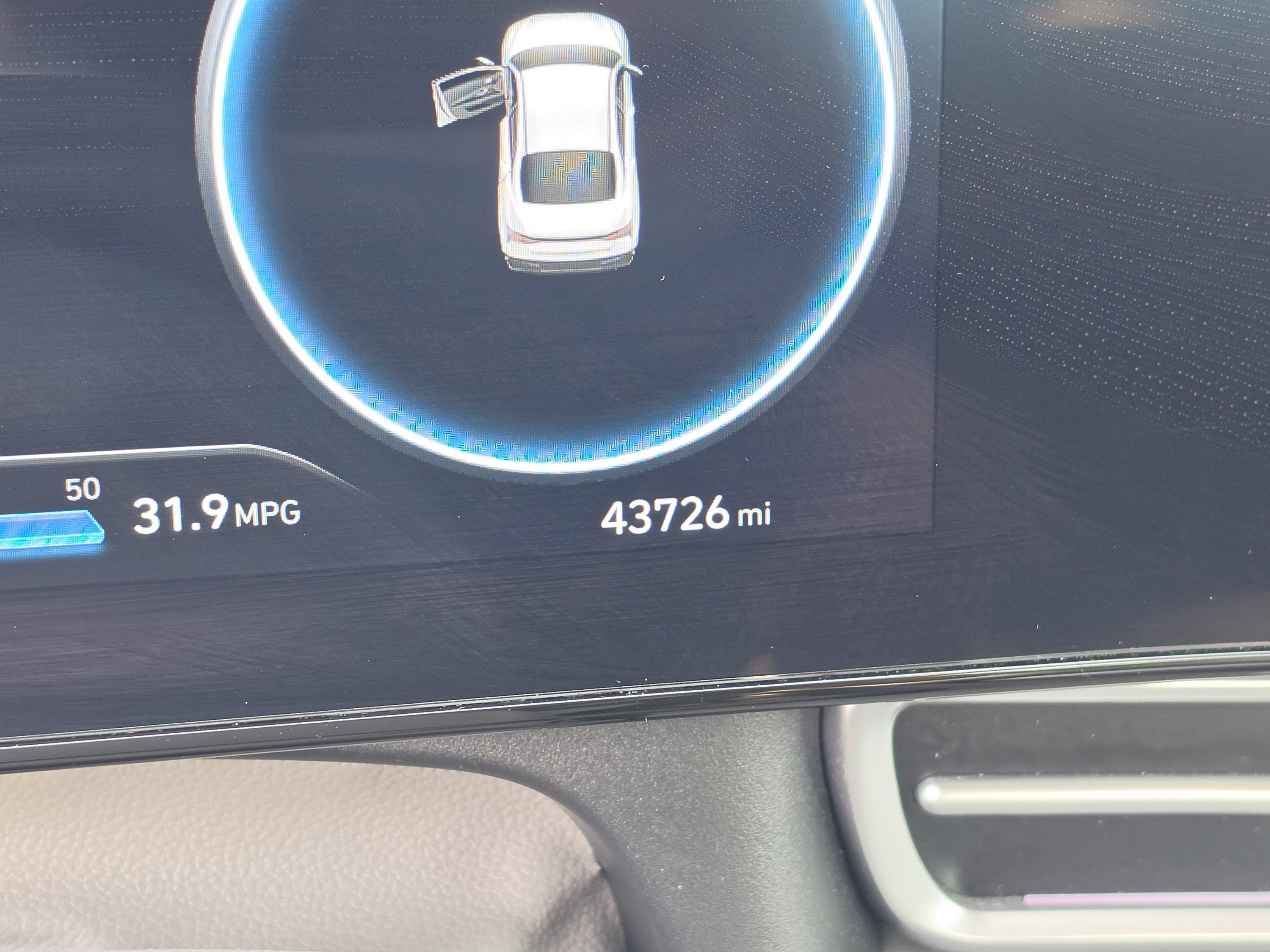 Used 2025 Hyundai Elantra SEL FWD image 38