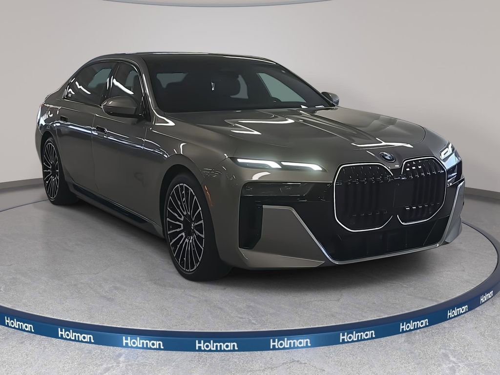 New 2026 BMW 750e xDrive w/ Premium Package image 3