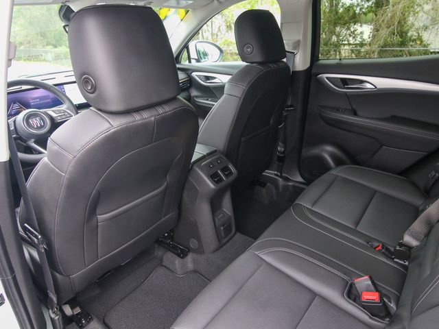 Used 2024 Buick Envision Avenir image 27