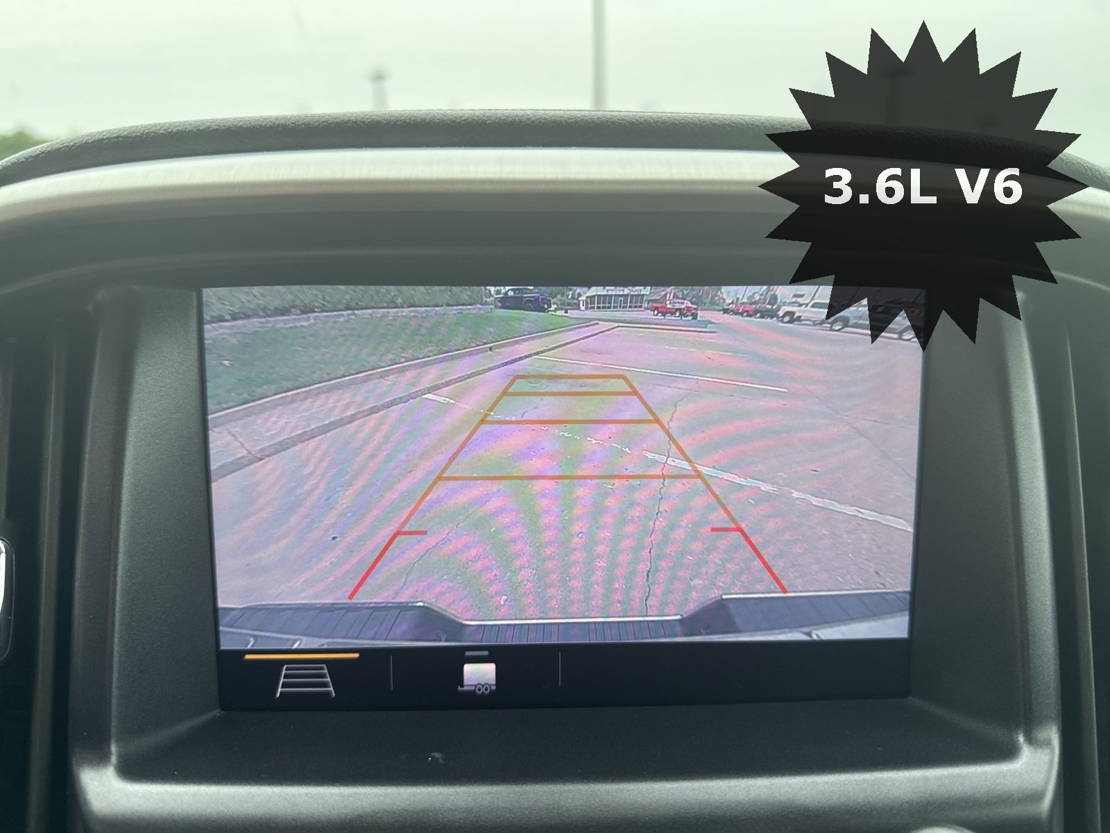 Used 2019 GMC Canyon SLE image 14