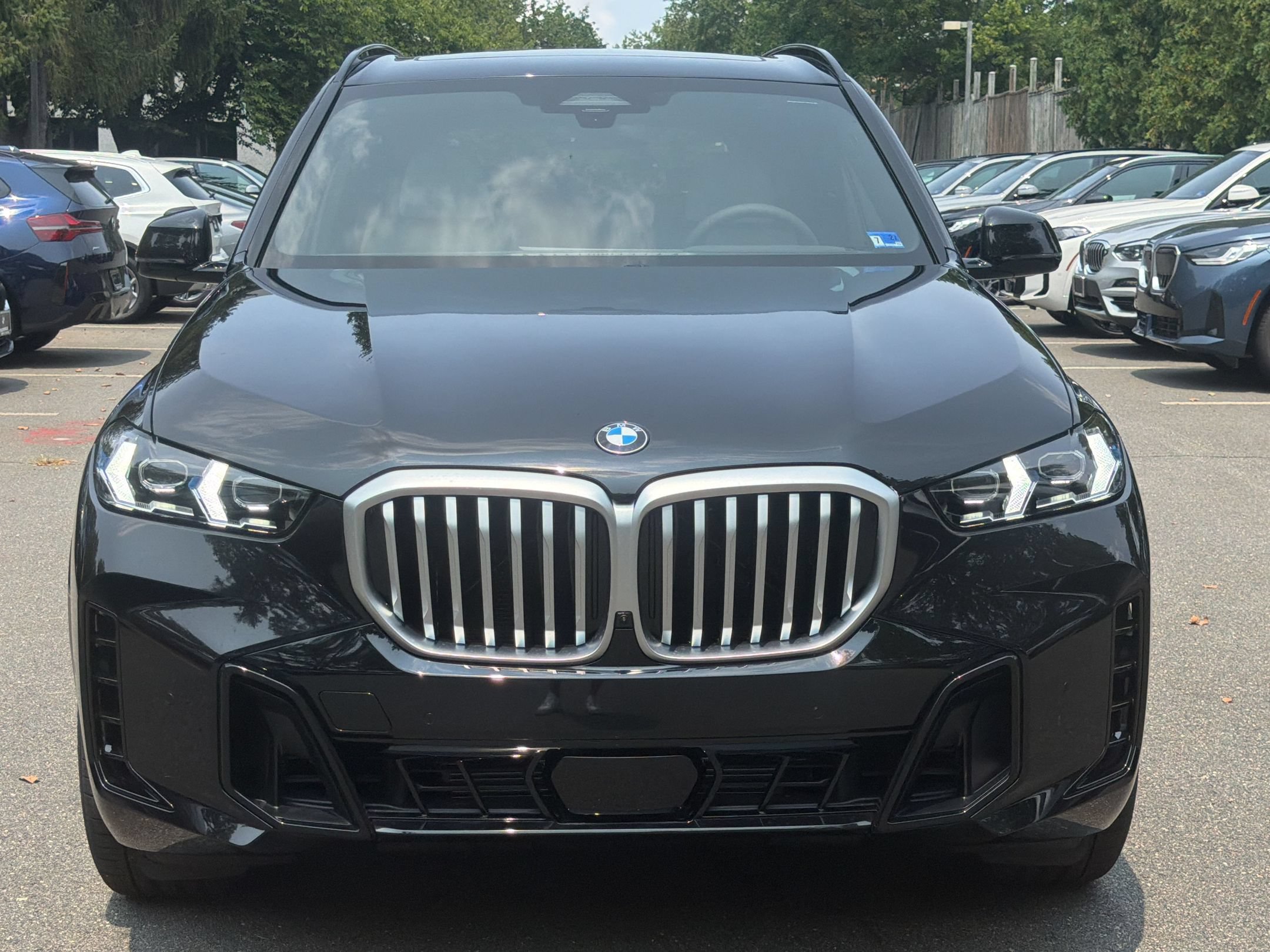 New 2026 BMW X5 xDrive40i w/ M Sport Package AWD/4WD image 6
