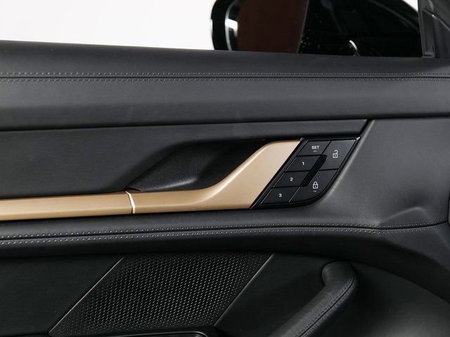 New 2026 Porsche Taycan GTS image 30