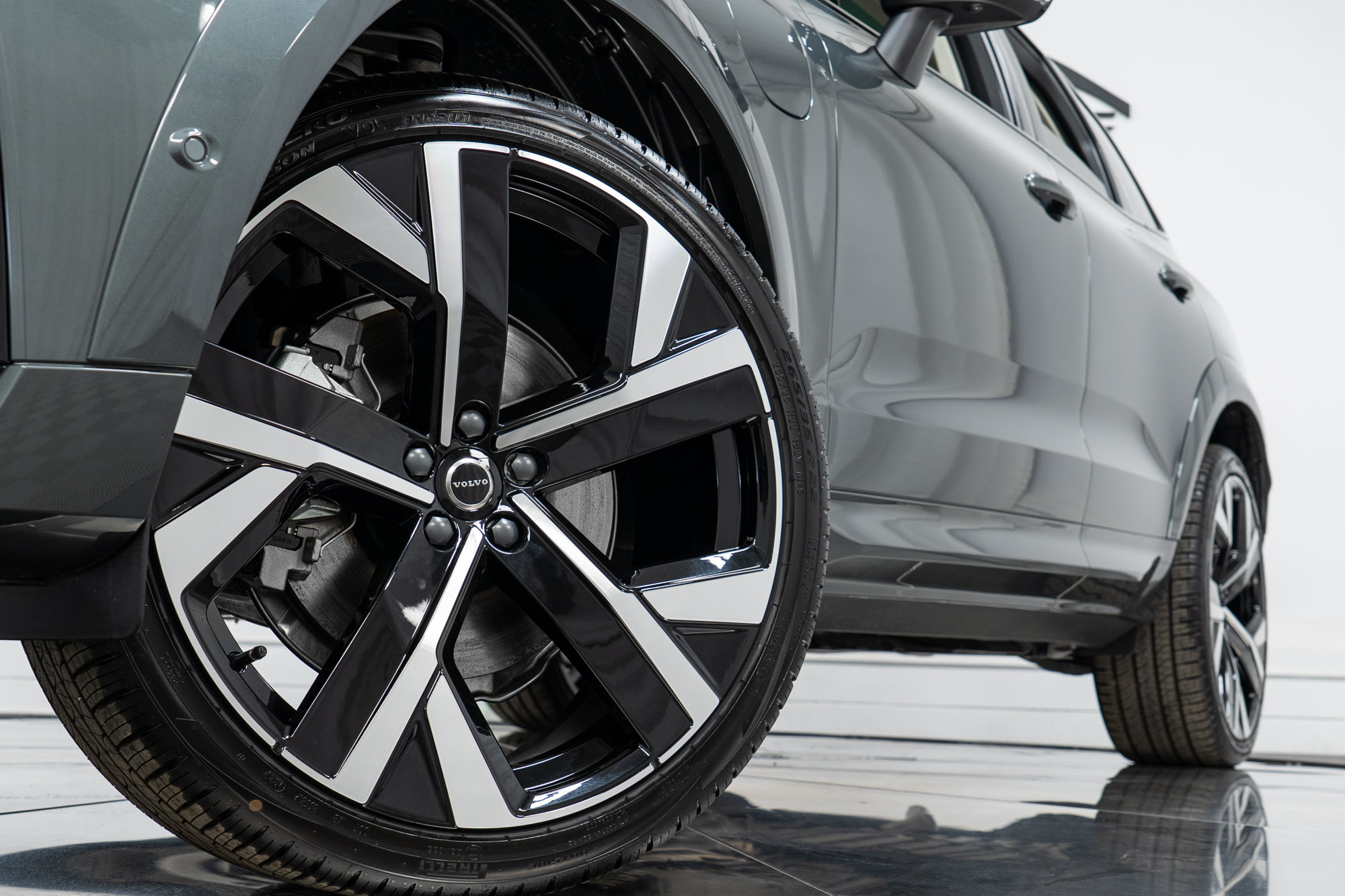 New 2026 Volvo XC60 T8 Ultra AWD/4WD image 28