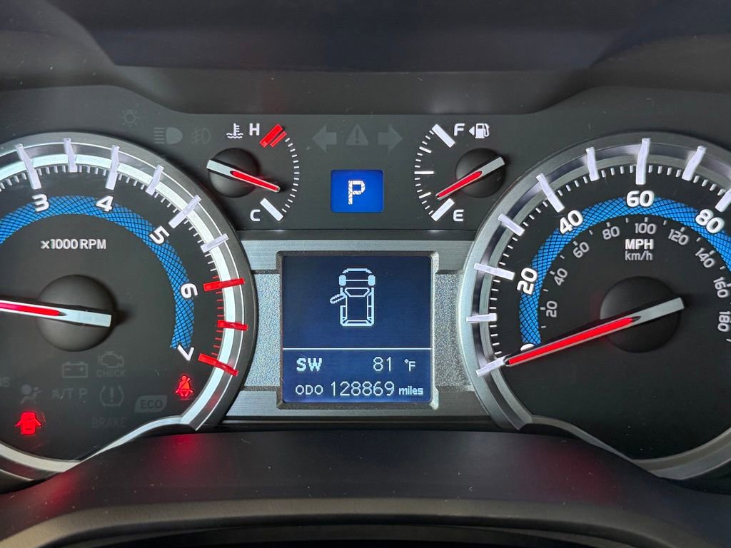 Used 2018 Toyota 4Runner SR5 RWD image 26