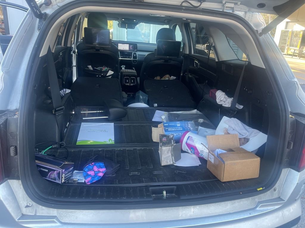 Used 2022 Kia Sorento SX image 9