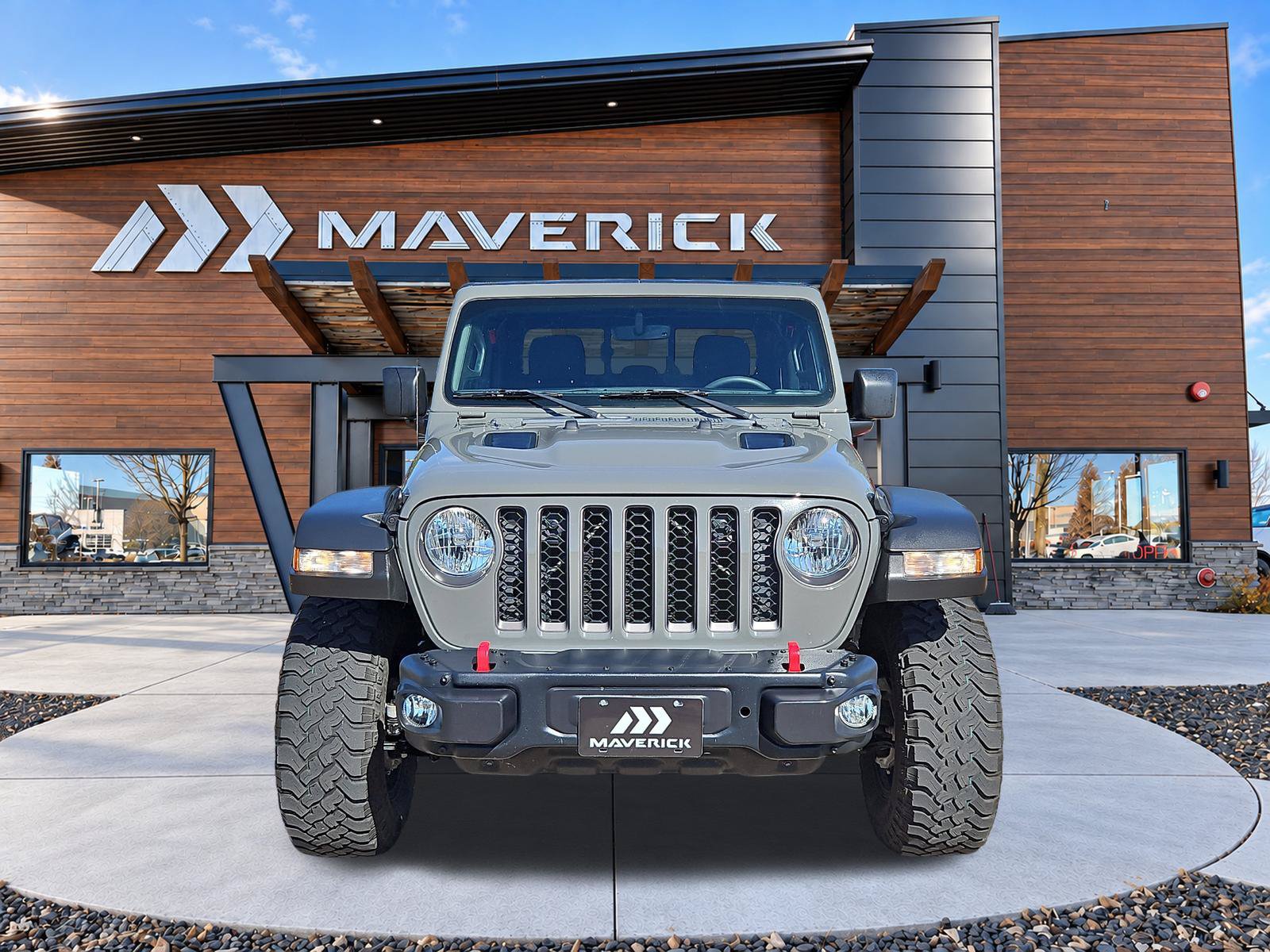 Used 2023 Jeep Gladiator Rubicon w/ Cold Weather Group AWD/4WD image 2