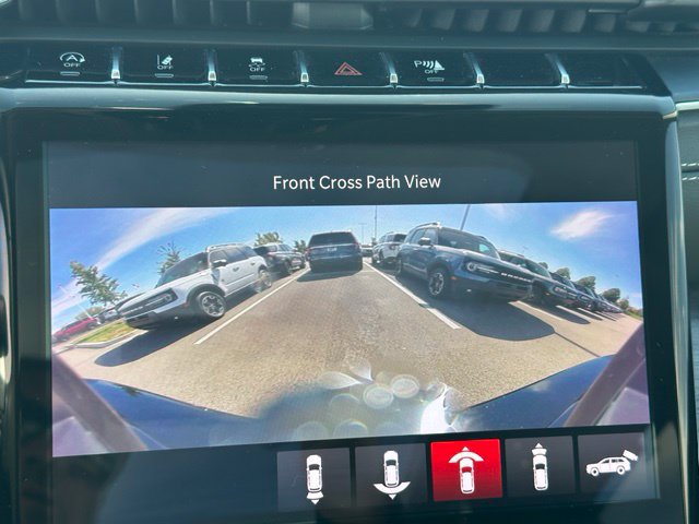 Used 2023 Jeep Grand Cherokee Limited w/ Luxury Tech Group II AWD/4WD image 33