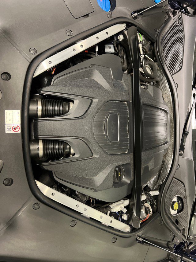 Used 2024 Porsche Panamera 4 image 9