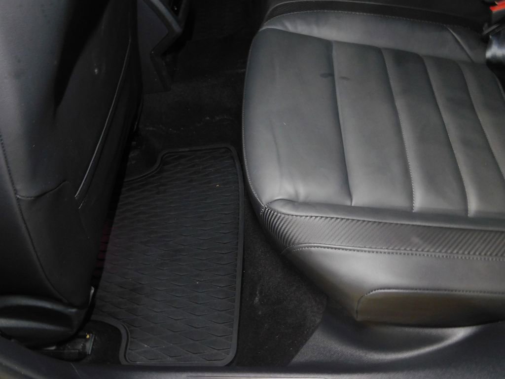 Used 2025 Volkswagen Golf R Black Edition image 76