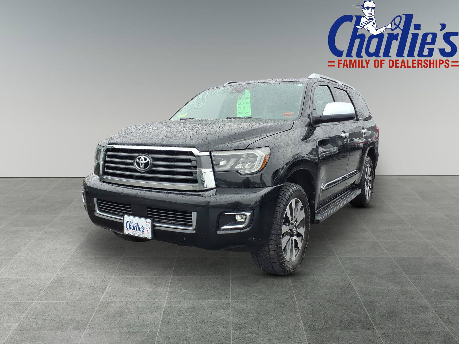 Used 2018 Toyota Sequoia Limited w/ Safety & Convenience Package AWD/4WD image 1