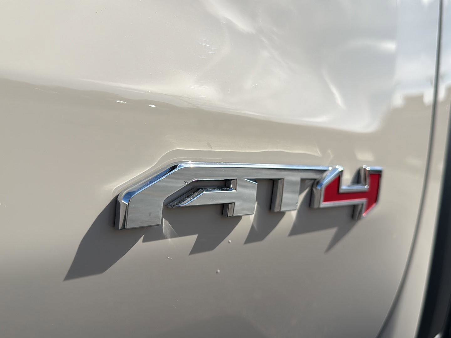 New 2026 GMC Sierra 1500 AT4 w/ AT4 Premium Package image 6