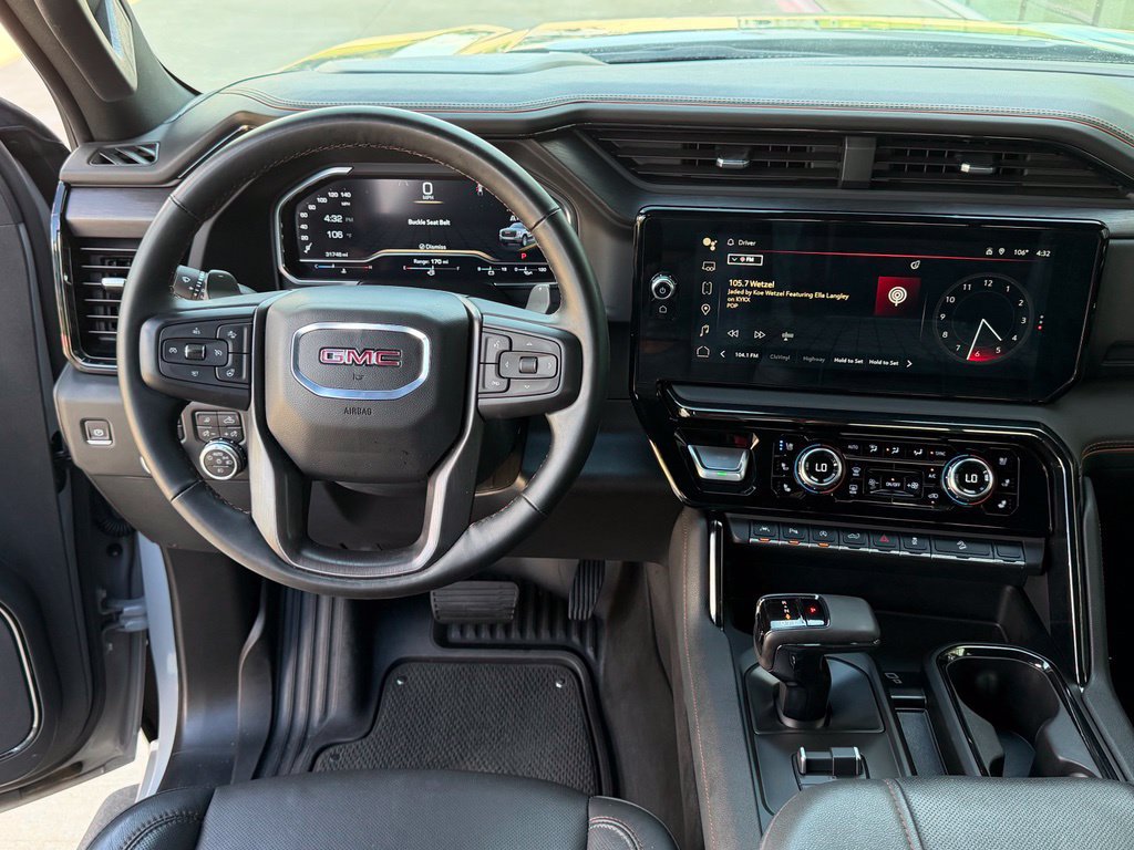 Used 2024 GMC Sierra 1500 AT4 w/ Technology Package AWD/4WD image 29