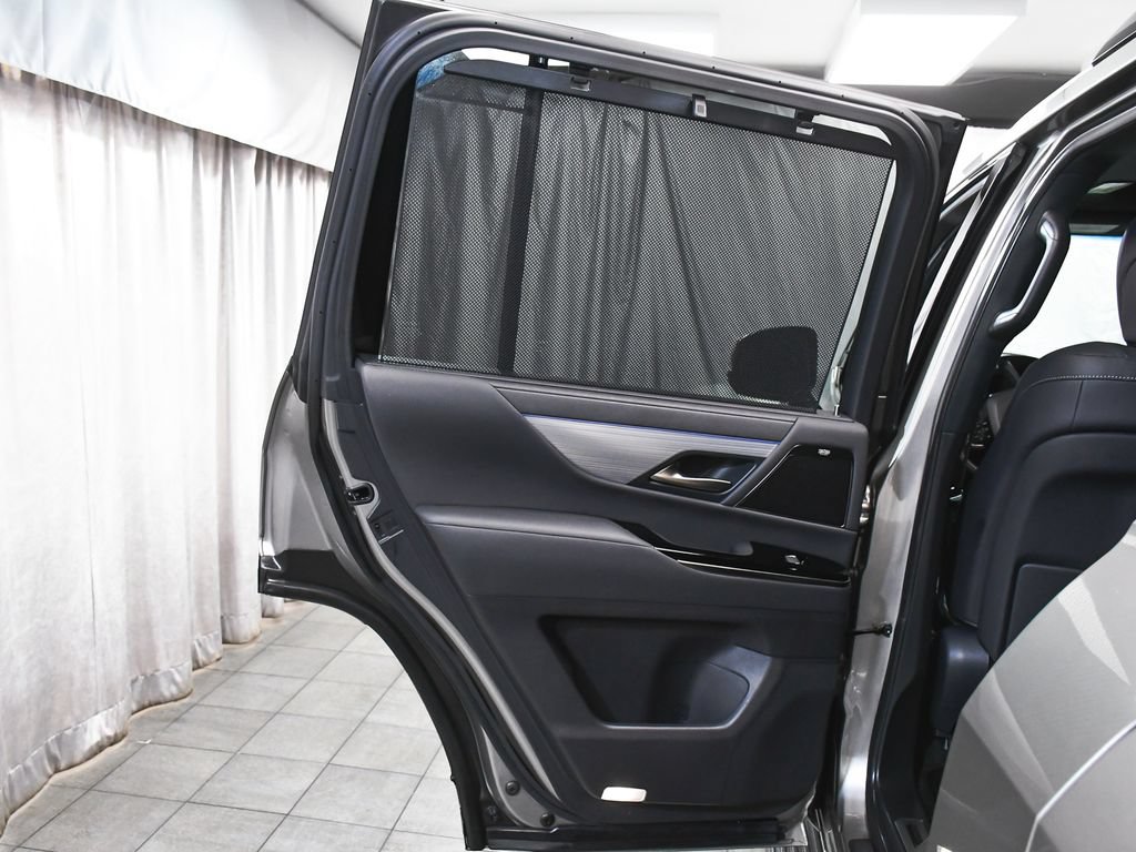 Used 2023 Lexus LX 600 F Sport w/ Accessory Package (Z1) AWD/4WD image 13