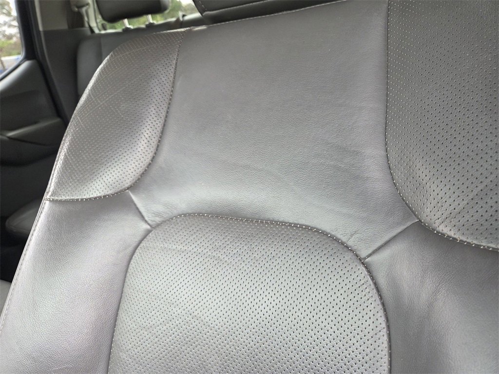 Used 2019 Nissan Frontier SL image 13