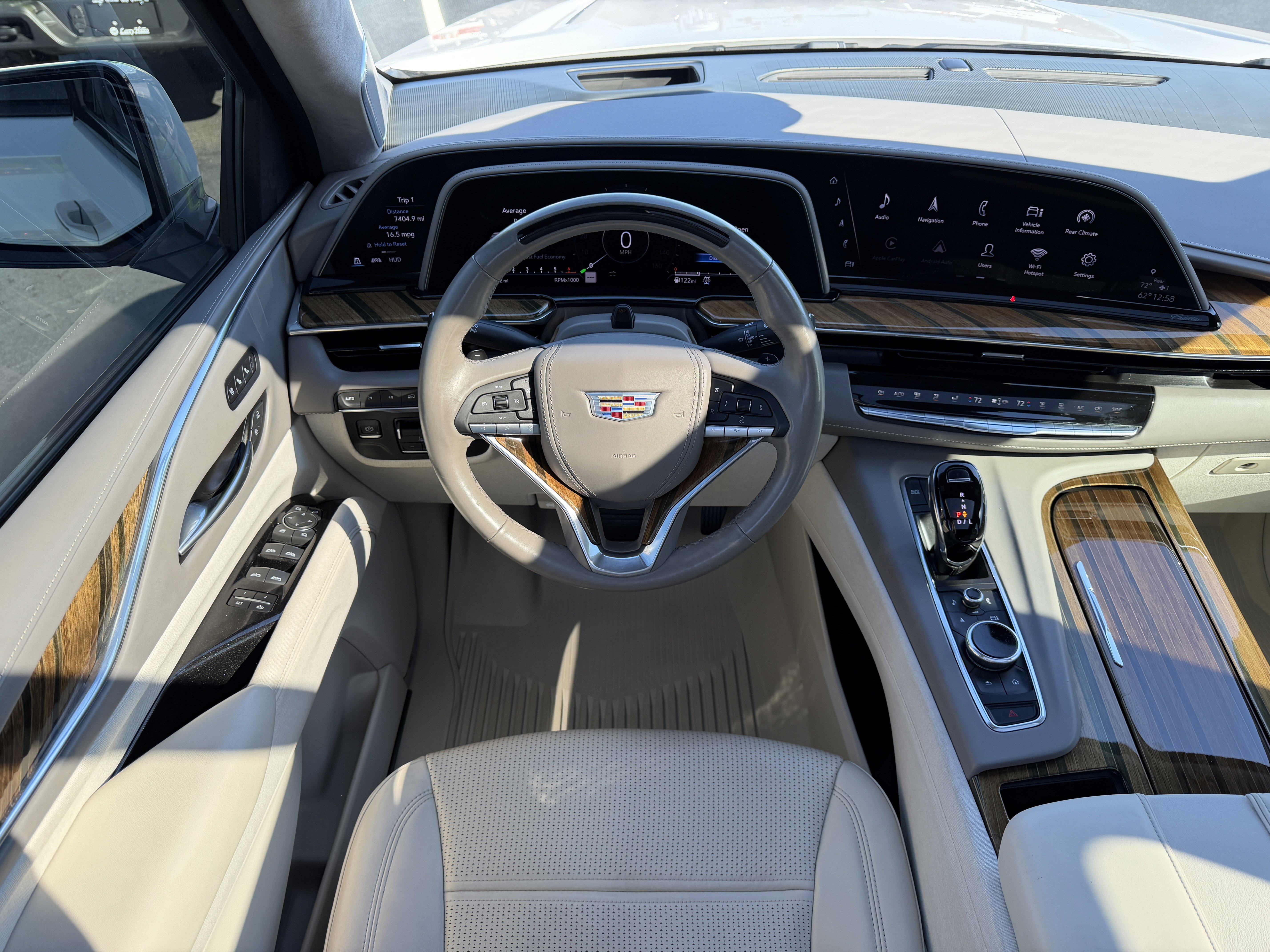 Used 2021 Cadillac Escalade ESV Sport Platinum image 12