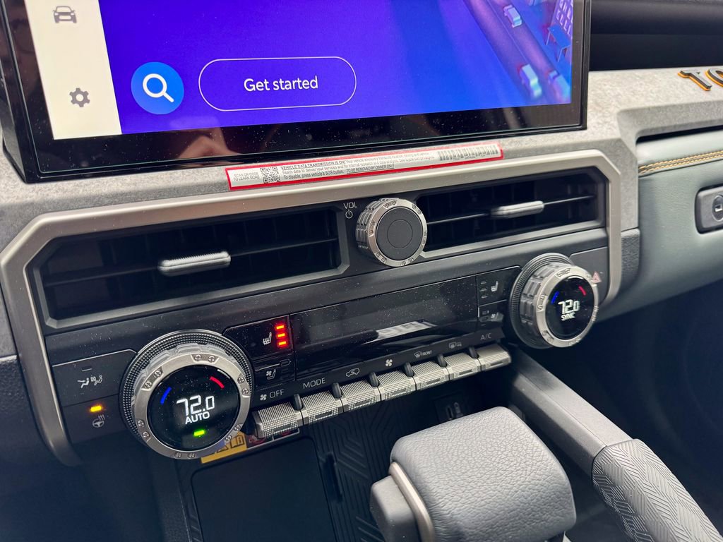 Used 2025 Toyota 4Runner Trailhunter image 26