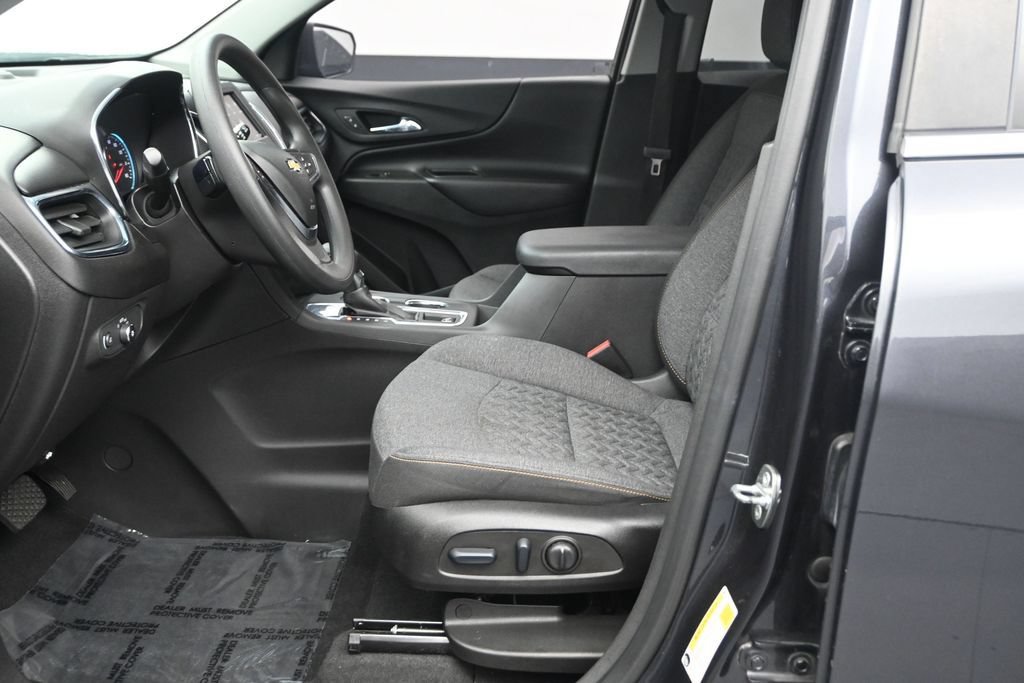 Used 2023 Chevrolet Equinox LT FWD image 11