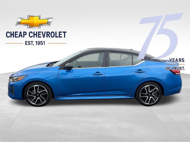 Used 2024 Nissan Sentra SR w/ SR Premium Package FWD image 2