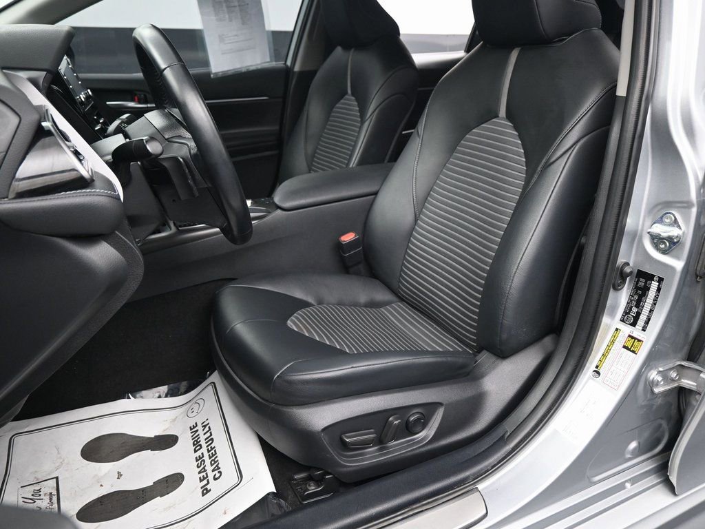 Used 2021 Toyota Camry SE image 21