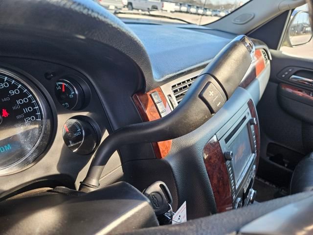 Used 2012 Chevrolet Avalanche LTZ image 24