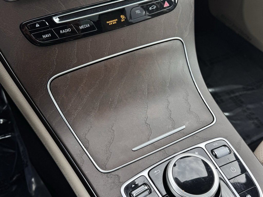 Used 2018 Mercedes-Benz GLC 300 4MATIC image 11