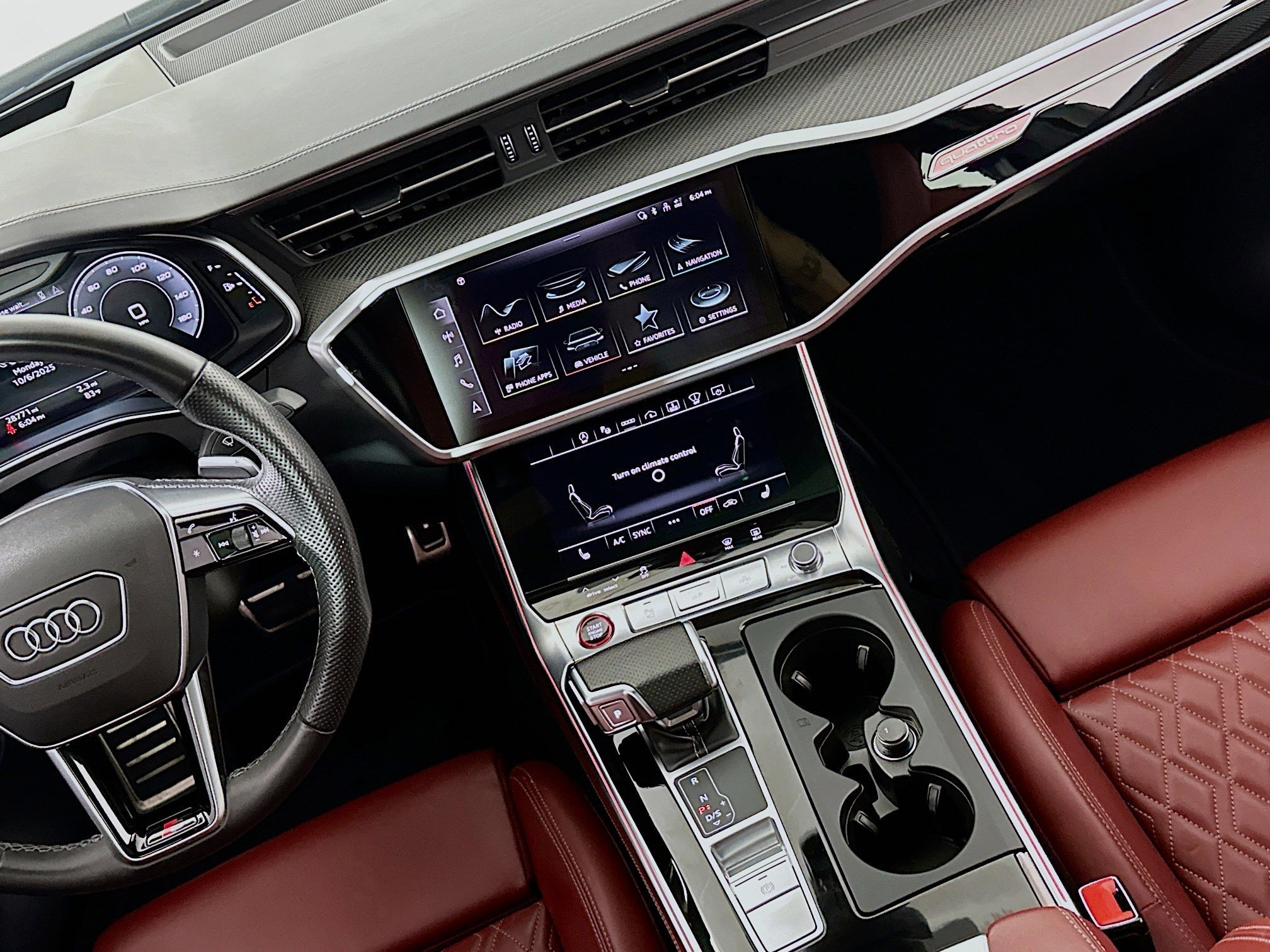 Used 2023 Audi S6 Prestige w/ Prestige Package image 18