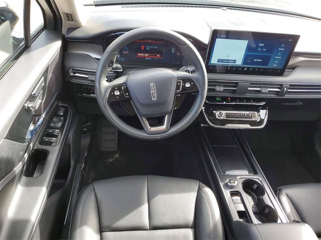 New 2026 Lincoln Corsair Reserve w/ Jet Appearance Package image 16