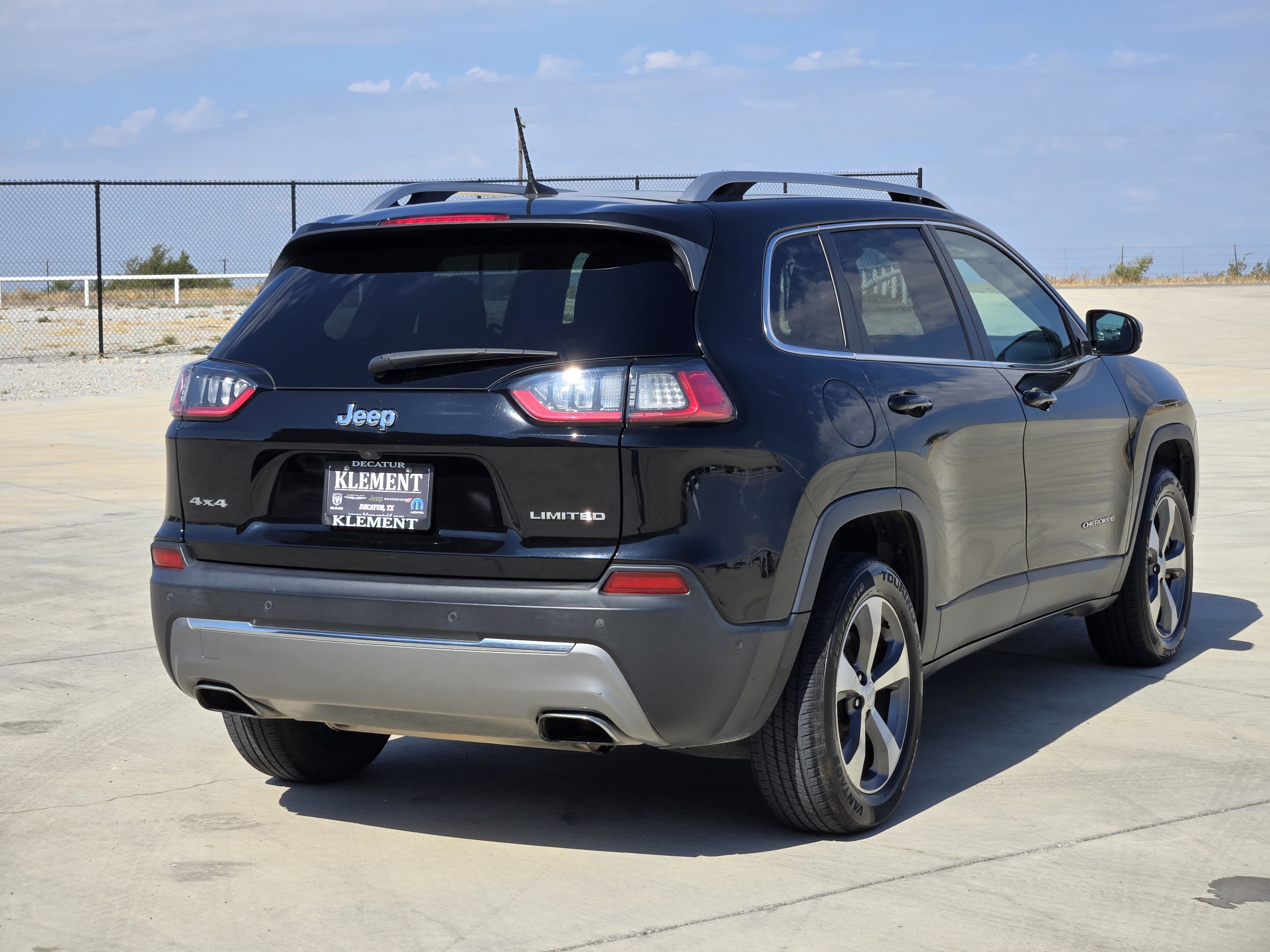 Used 2021 Jeep Cherokee Limited AWD/4WD image 7