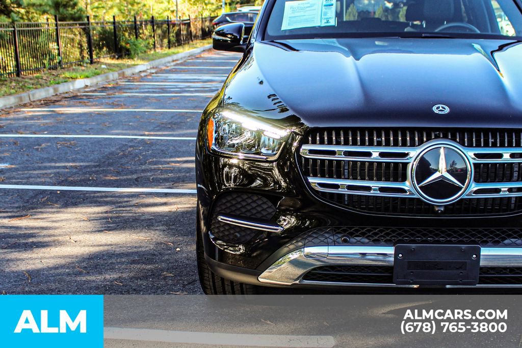 Used 2025 Mercedes-Benz GLE 450e 4MATIC image 12