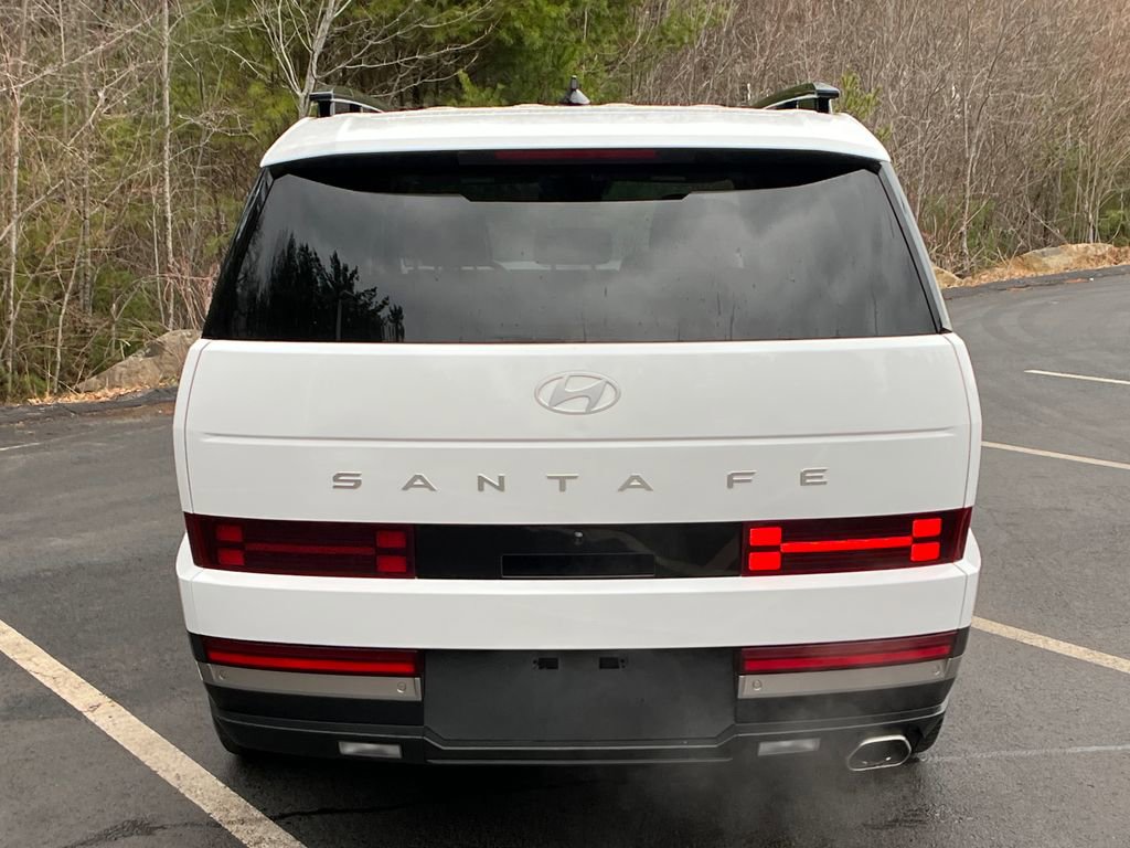 Used 2025 Hyundai Santa Fe Limited image 4
