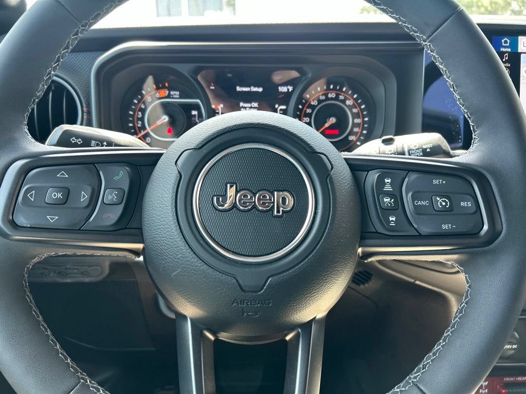 Used 2026 Jeep Wrangler Unlimited Rubicon AWD/4WD image 22