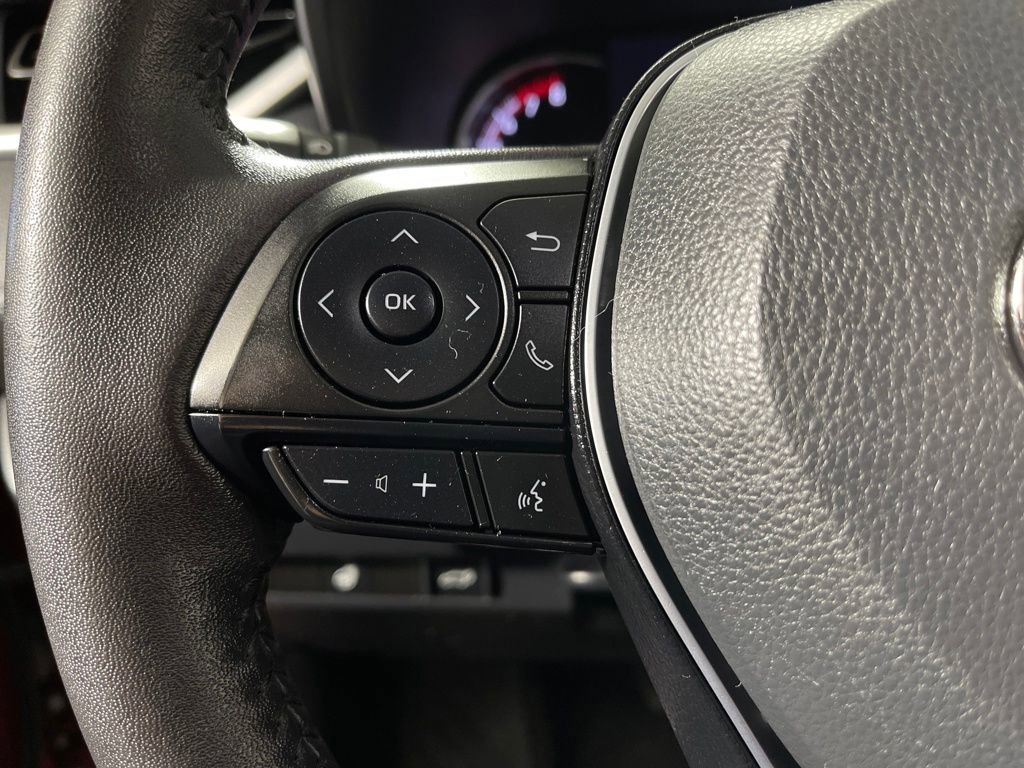 Used 2023 Toyota RAV4 XLE Premium image 26