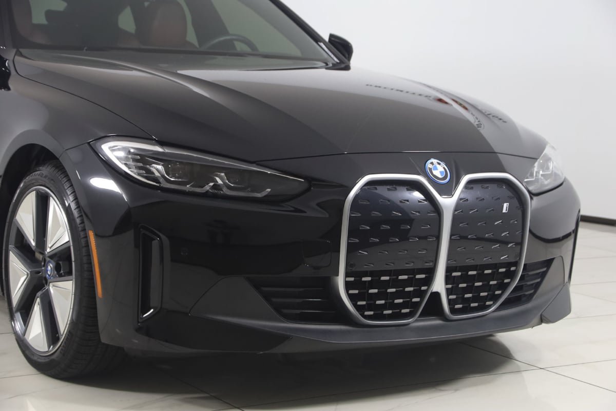 Used 2023 BMW i4 eDrive40 w/ Premium Package RWD image 36