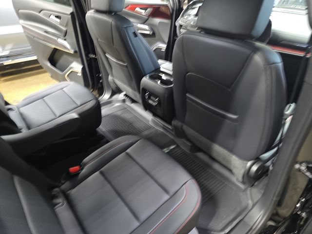 New 2026 Chevrolet Traverse Z71 w/ Enhanced Driving Package AWD/4WD image 12