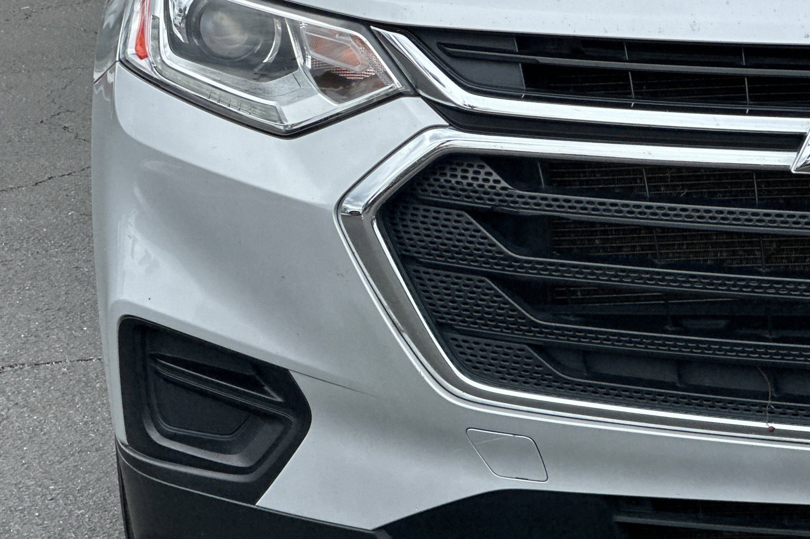 Used 2020 Chevrolet Traverse LS image 45