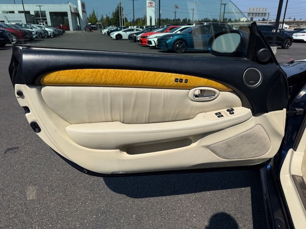 Used 2002 Lexus SC 430 Convertible RWD image 19