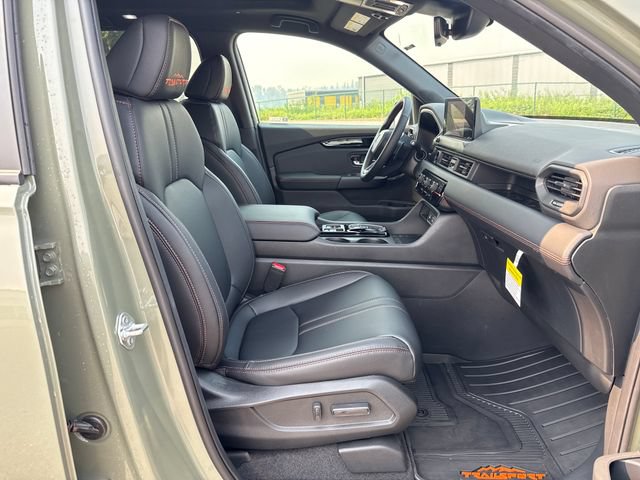 Used 2026 Honda Pilot TrailSport image 10