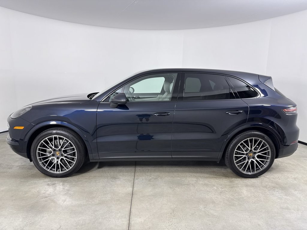 Certified 2023 Porsche Cayenne S Platinum AWD/4WD image 2