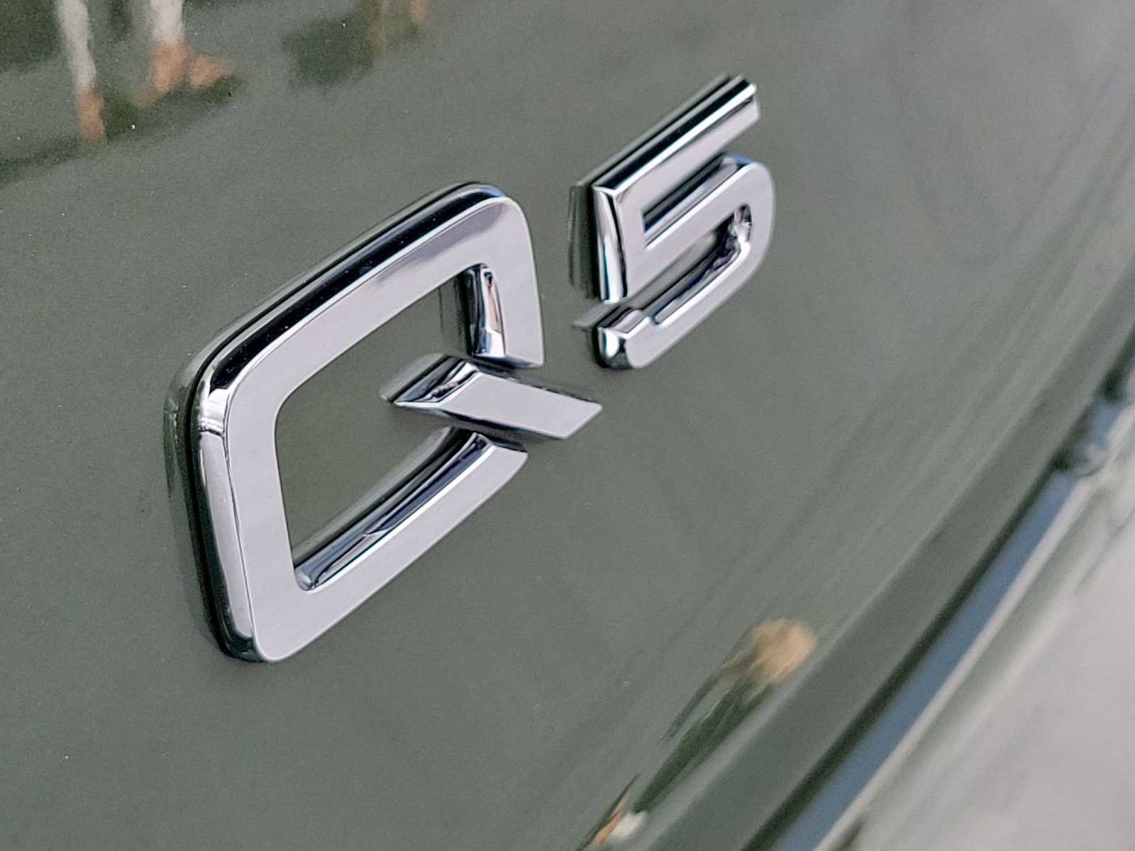 Certified 2023 Audi Q5 2.0T Premium w/ Convenience Package AWD/4WD image 17