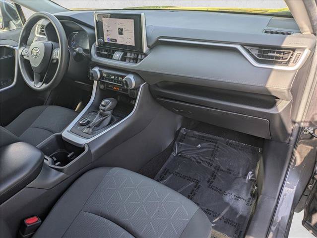 Used 2024 Toyota RAV4 XLE AWD/4WD image 20